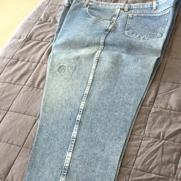 Wrangler Rugged Wear Jeans 48x34 - Picture 7 of 15